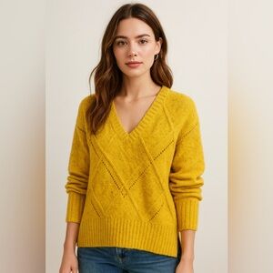 FRNCH Paris‎ Yellow V-Neck Cableknit Sweater Sz. S/M